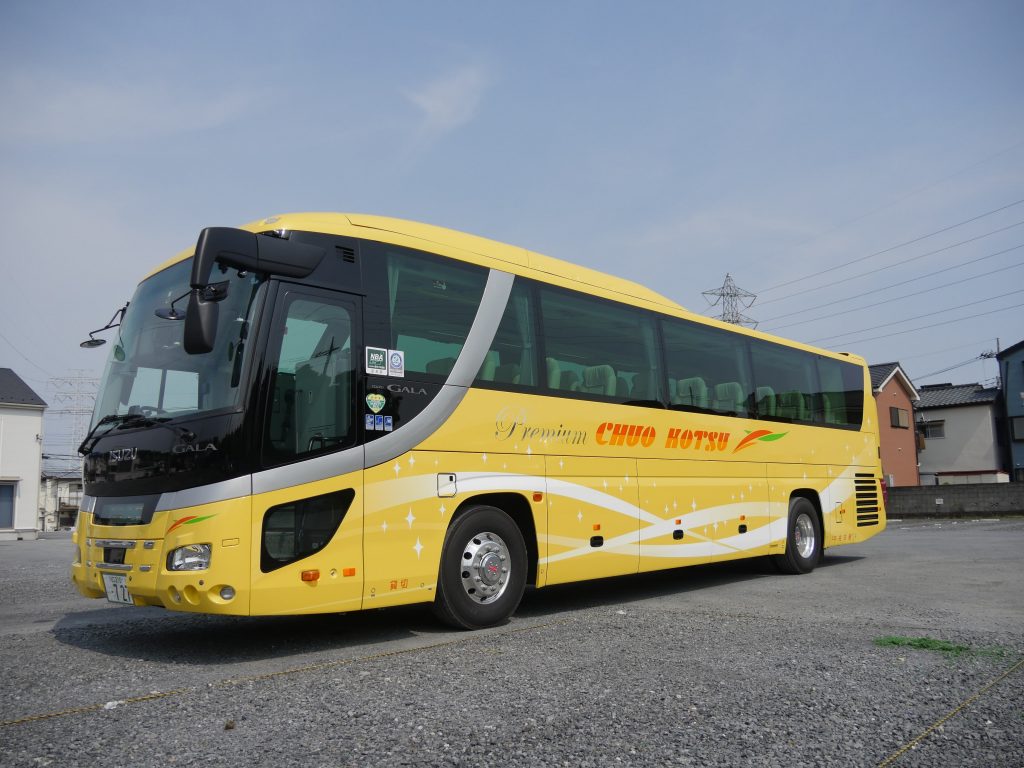 トイレ･化粧室付バスを納車いたしました